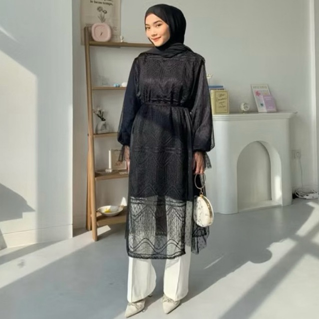 HAVA Outer Tunik Hitam by DEZHAF Bahan Tile dot
