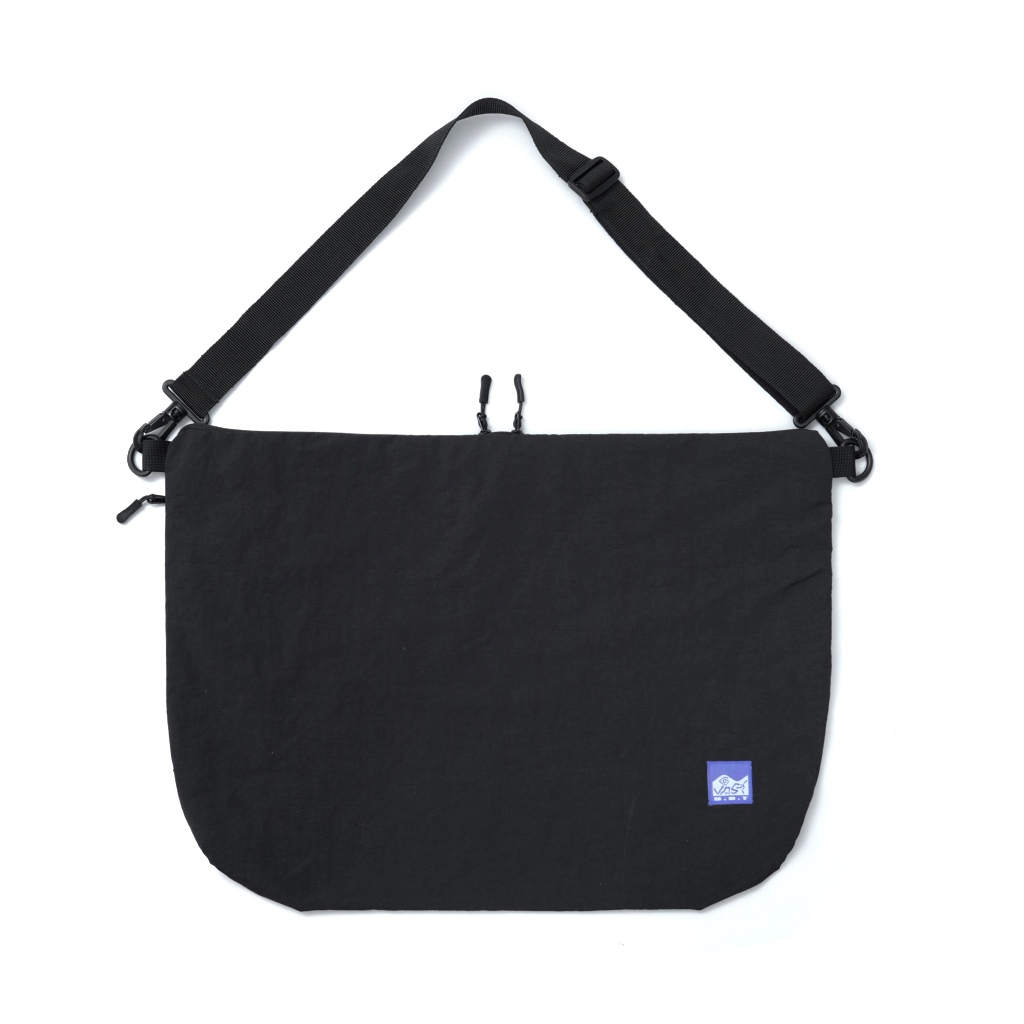 VAST NYLON MESSENGER BAG - VMSB-40 - Black