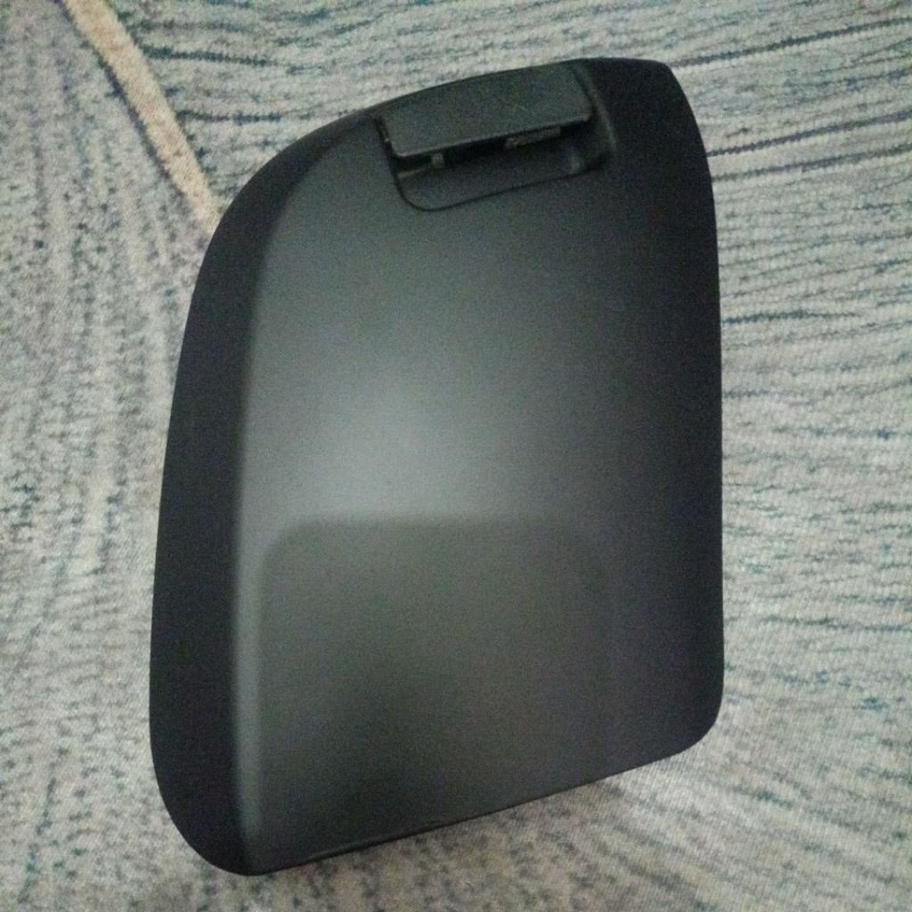 LID L POCKET TUTUP CHARGER KIRI HONDA NEW SCOOPY K2F