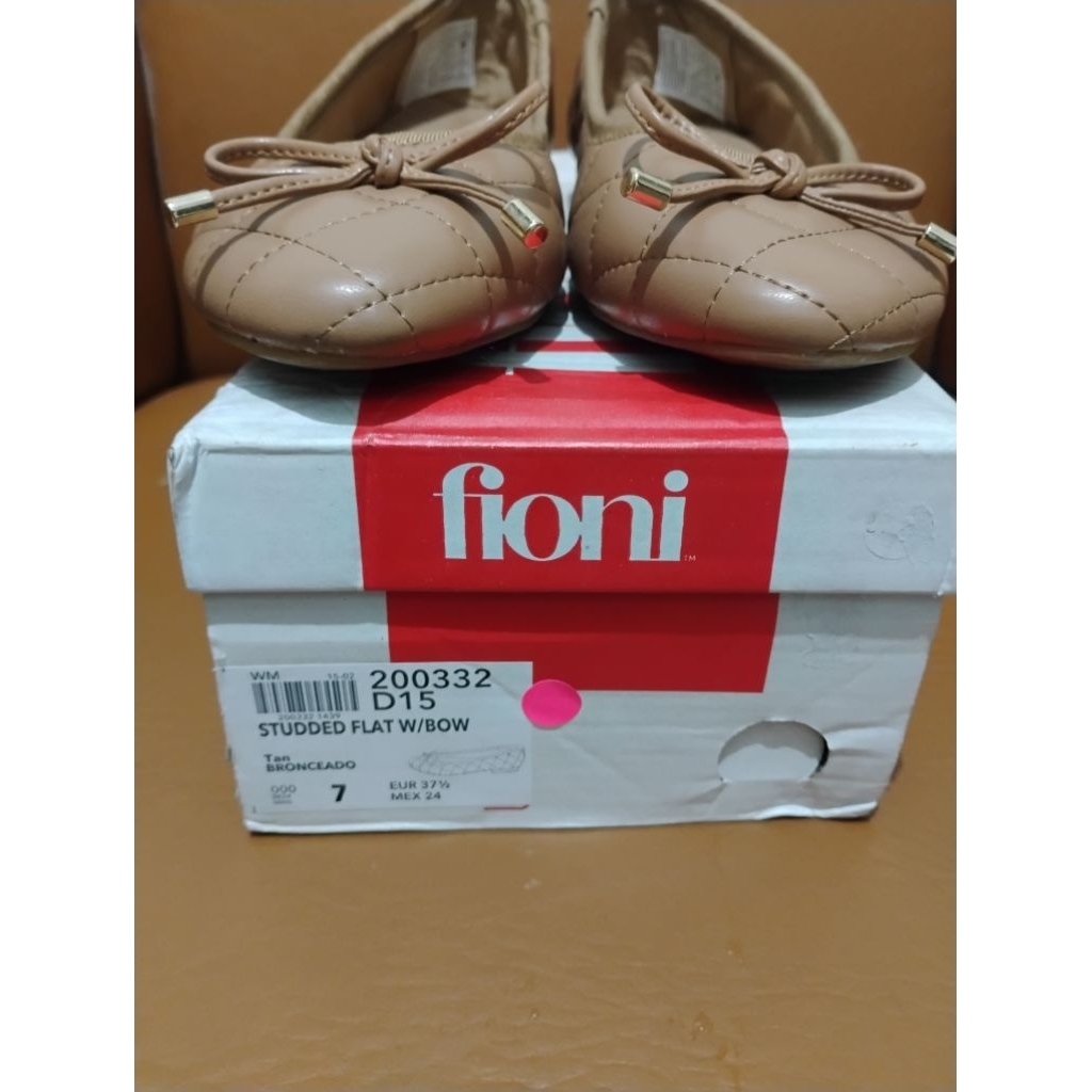 (NEW) Flat shoes fioni size 7