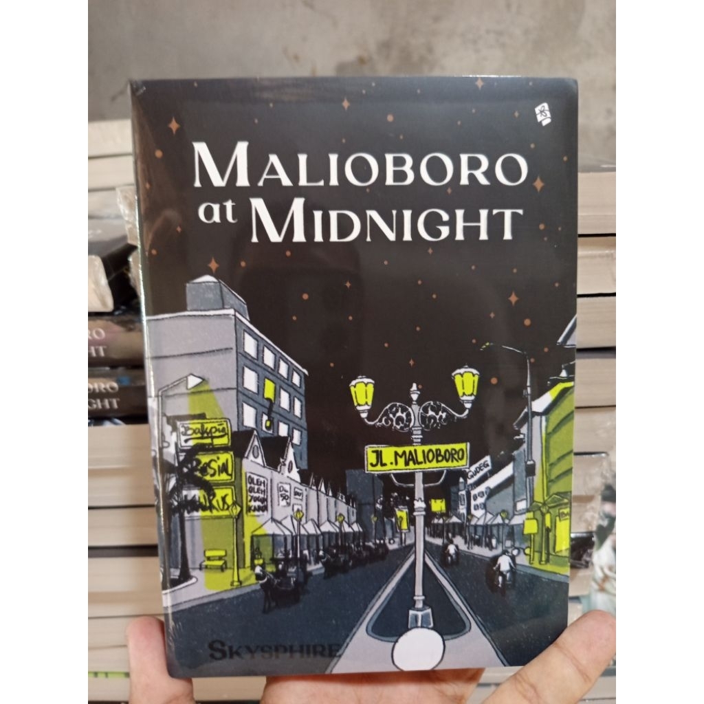 Novel Malioboro At Midnight