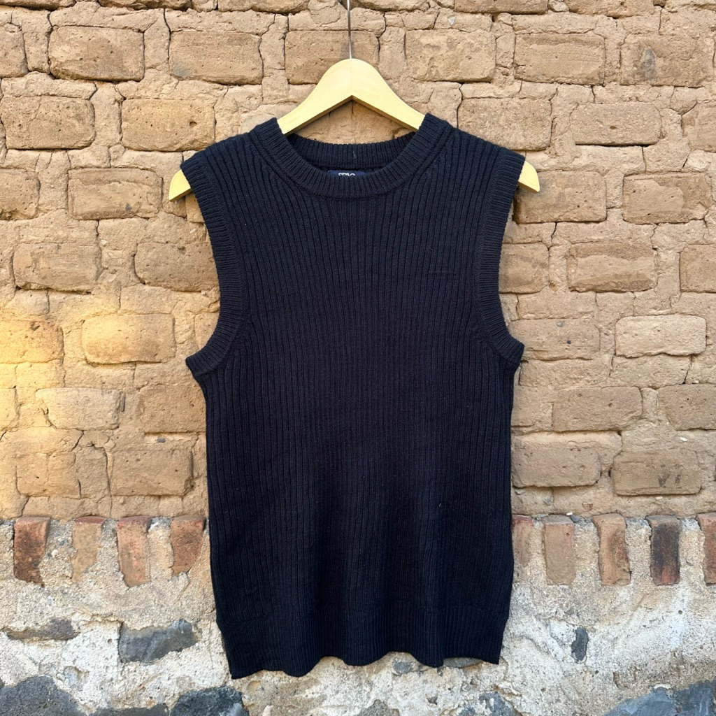 vest hitam spao size fit S ke M murah
