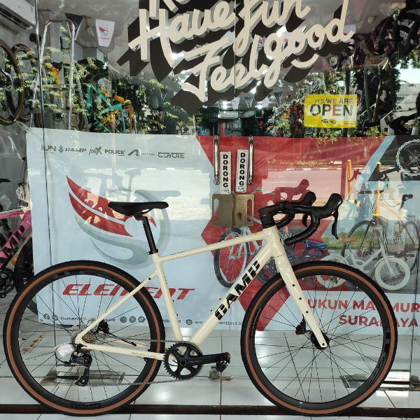 New CAMP Gravel ADVENTURE Gravel Road Bike - Frame Fork Alloy with Internal Cable Routing With Shima