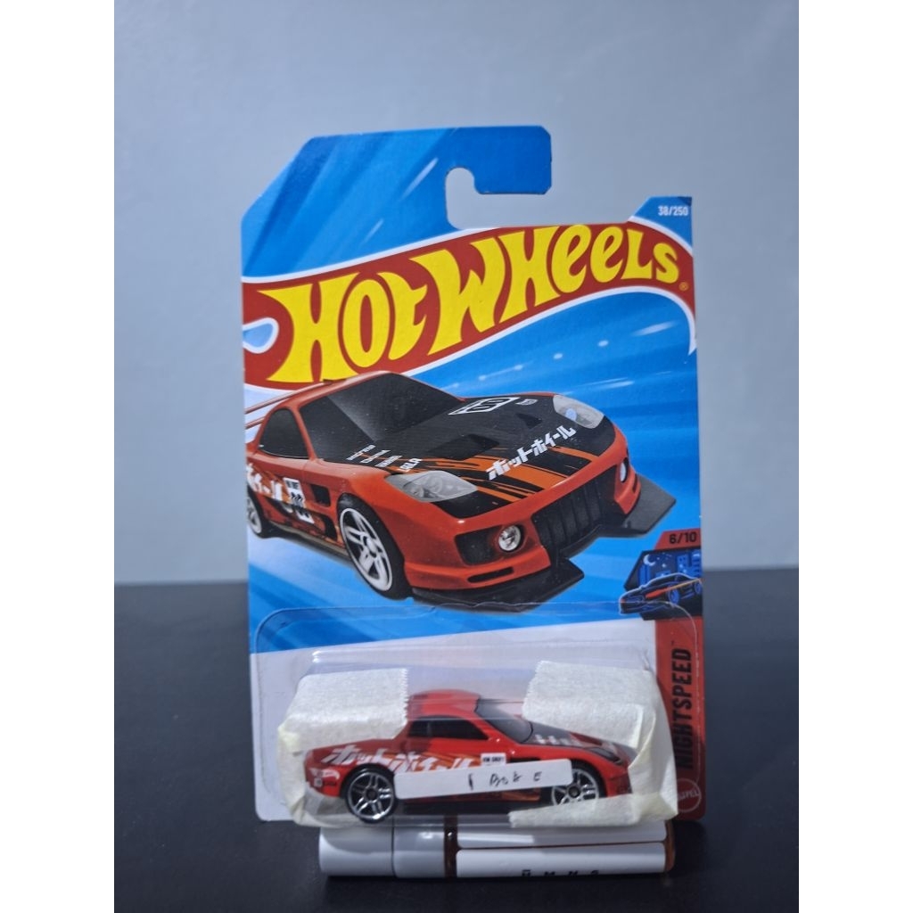 Hot Wheels 24/Seven dari seri Night Speed