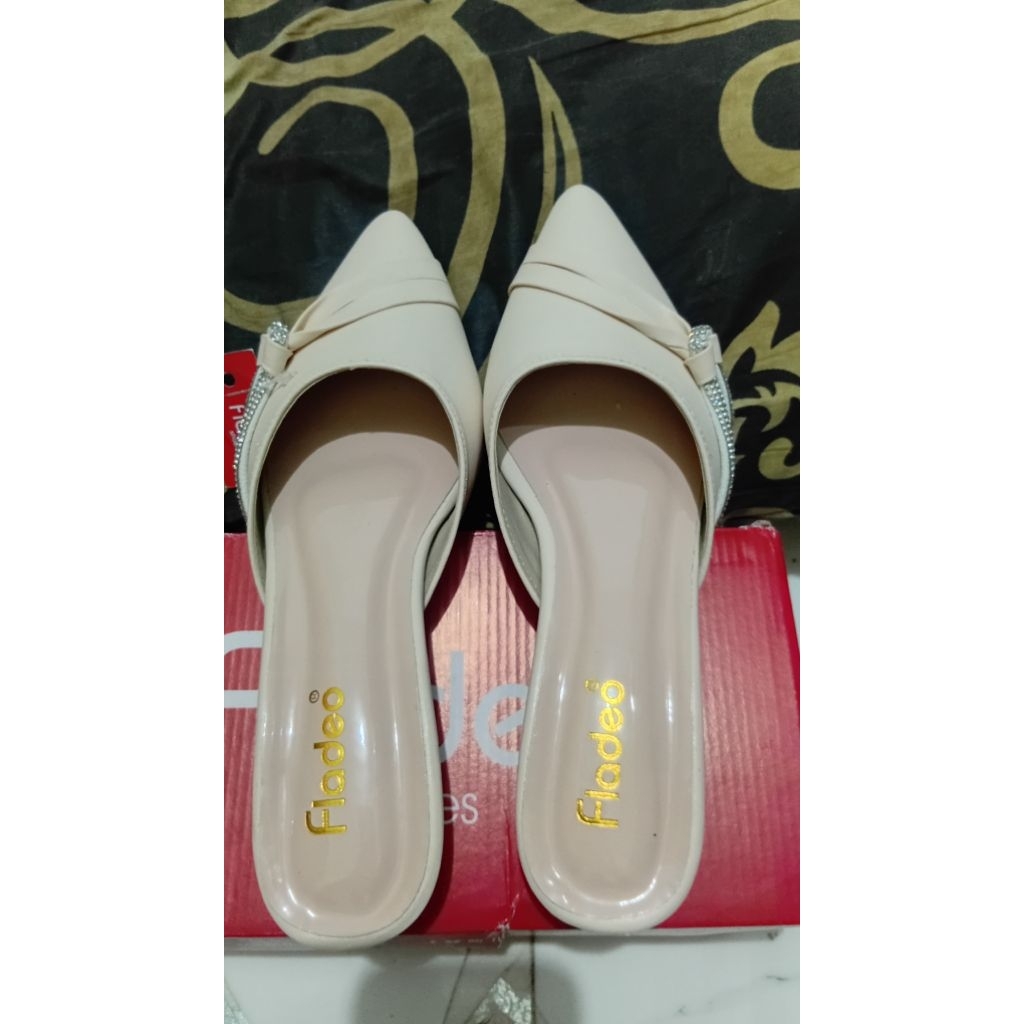 Fladeo Sandal Wanita Hak 3 Cm Bustong Non Slip
