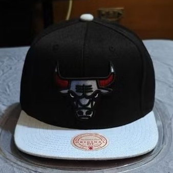 Topi Chicago Bulls Mitchell & Ness, Snapback osfm, official tag.original