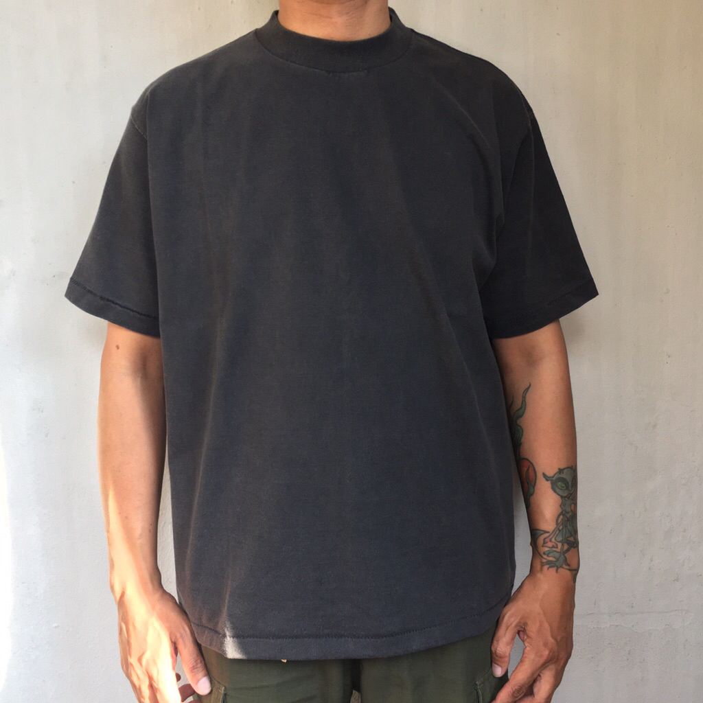 kaos polos vintage boxy fit , tshirt polos vintage, kaos boxy, tshirt boxy washed