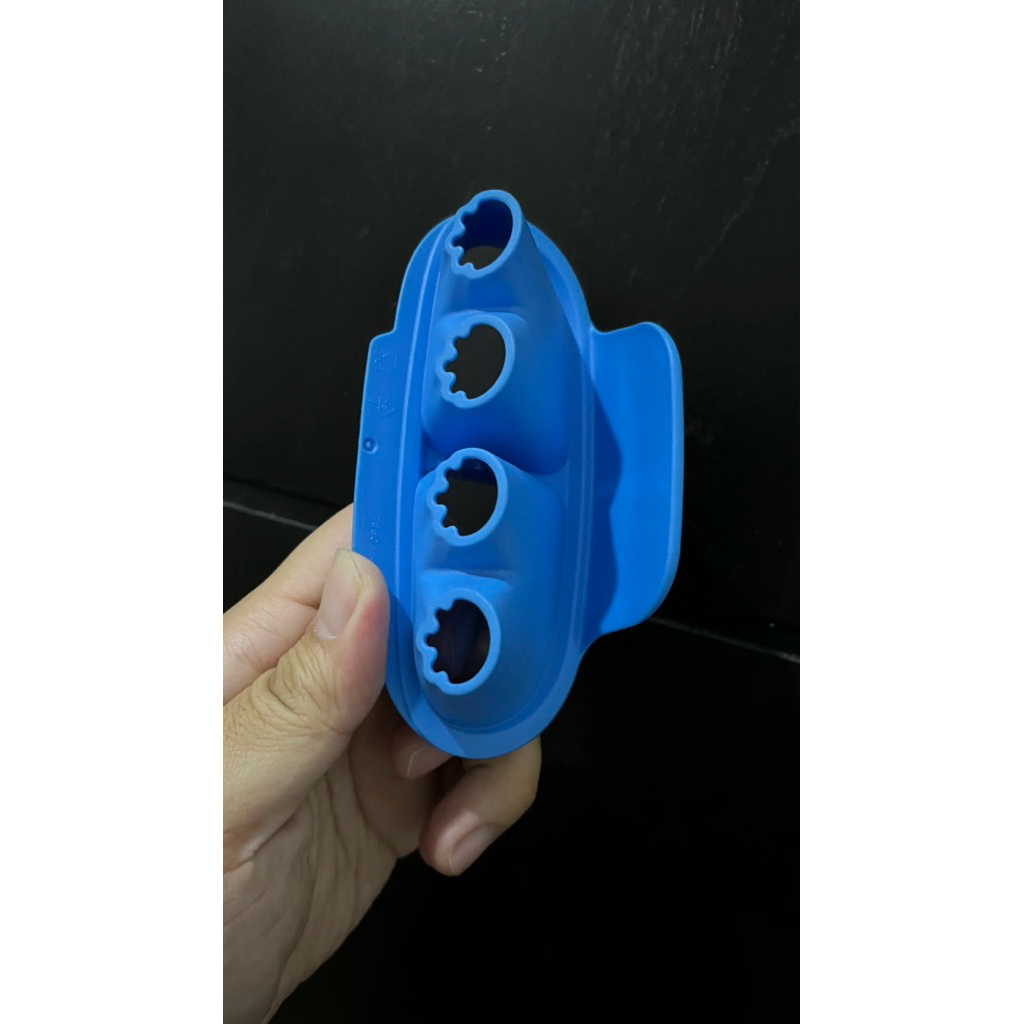 Tupperware Corong M press