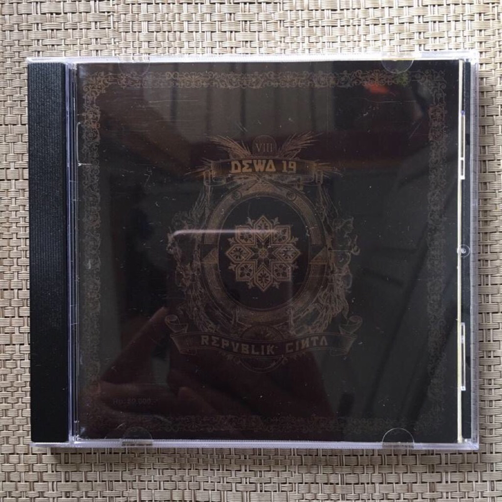 CD Dewa 19 - Republik Cinta