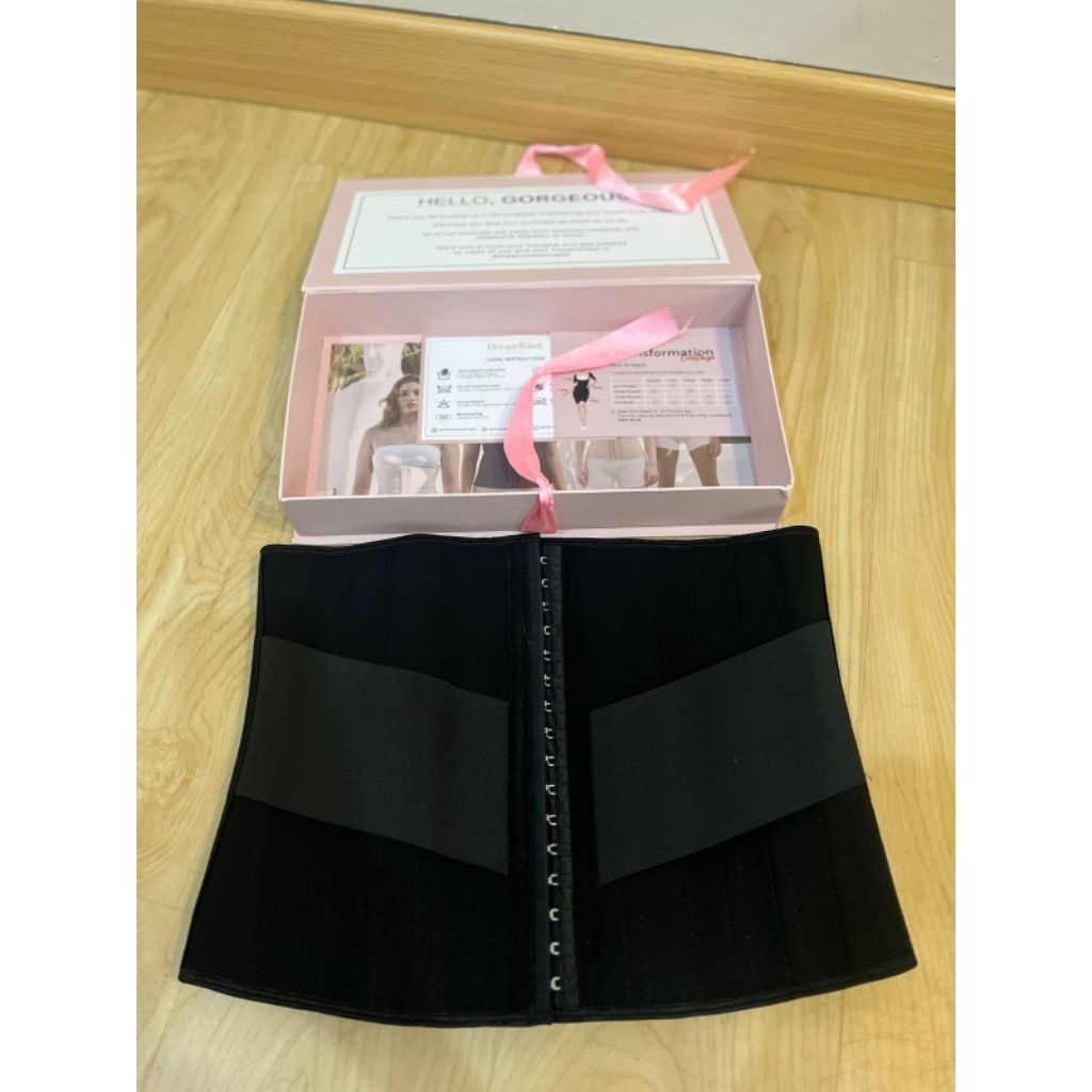 LIKE NEW Korset DREAMWAIST SHAPER