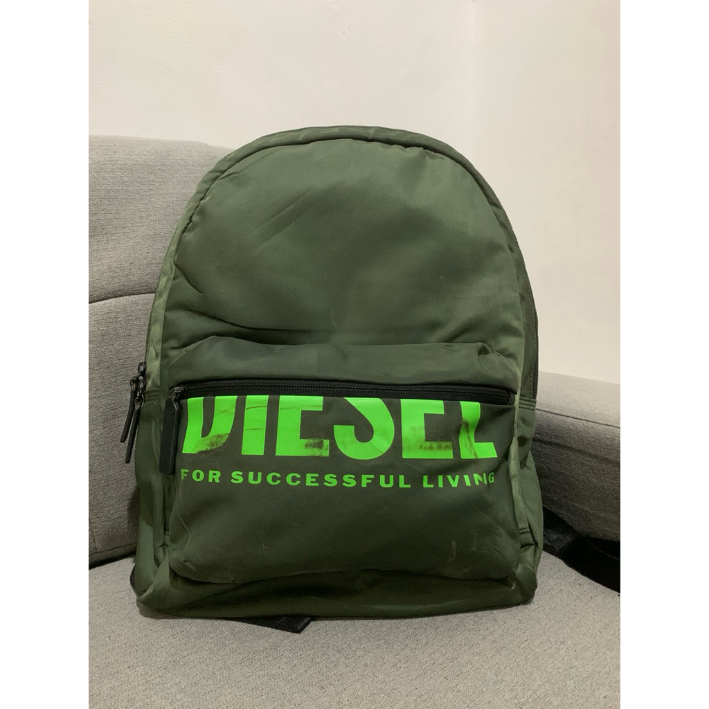 sale minus  ransel diesel backpack hijau nilon preloved