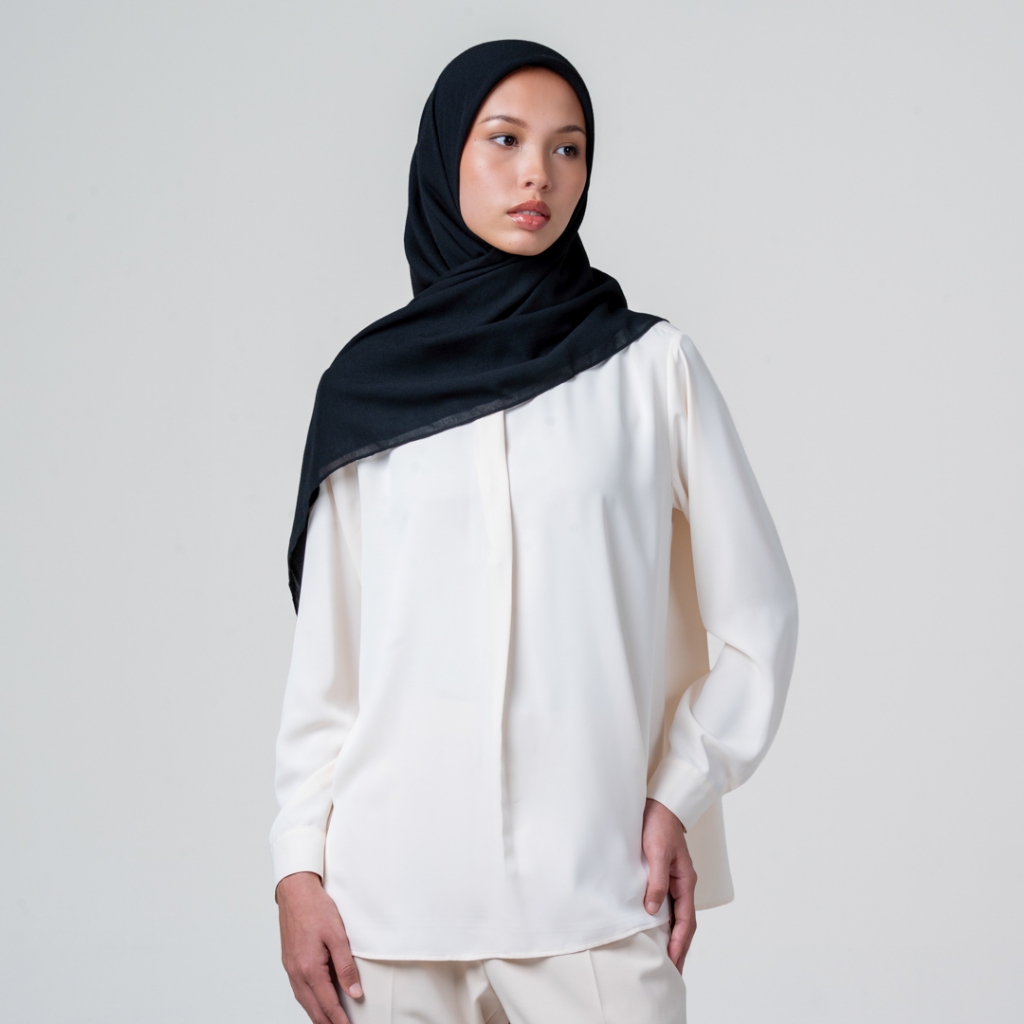 Queensland Arabian Voal Square Hijab Segi Empat Polos L03000081Q Hitam