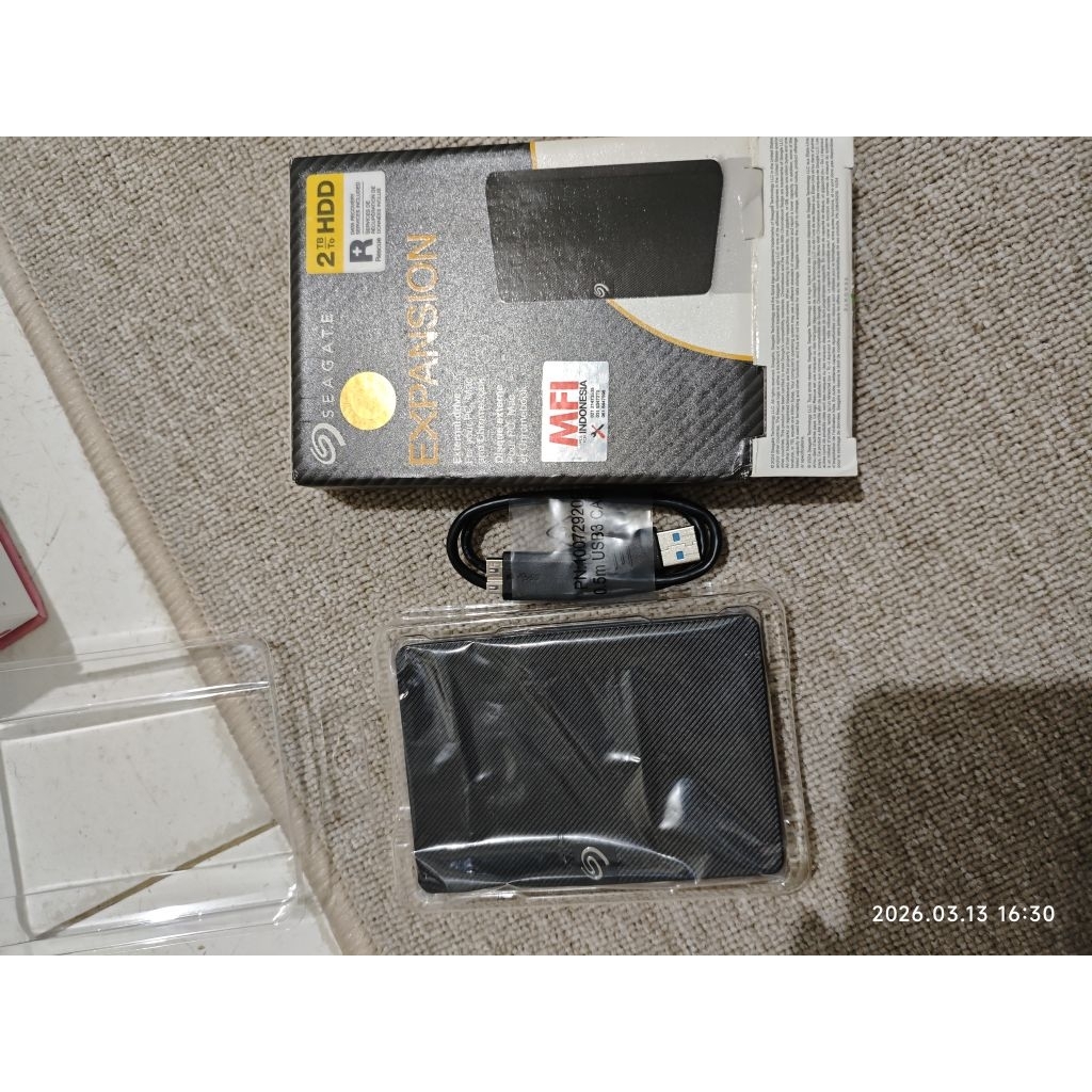 Hardisk external seagate expansion 2 Tb