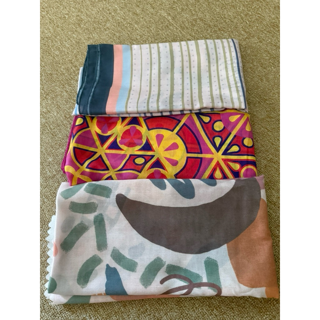 JILBAB PRELOVED NADJANI SCOOP AND CONE DAN ZOYA