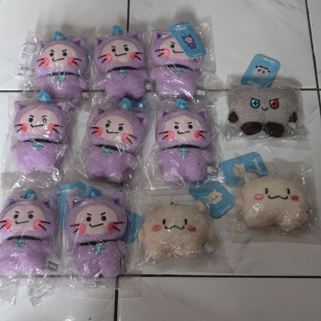READY OFFICIAL treasure truz tatton mascot line friends japan jp chilli bonbon ruru
