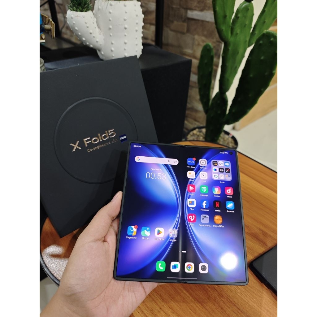 Vivo X Fold 5 16/512 Resmi Vivo Indonesia