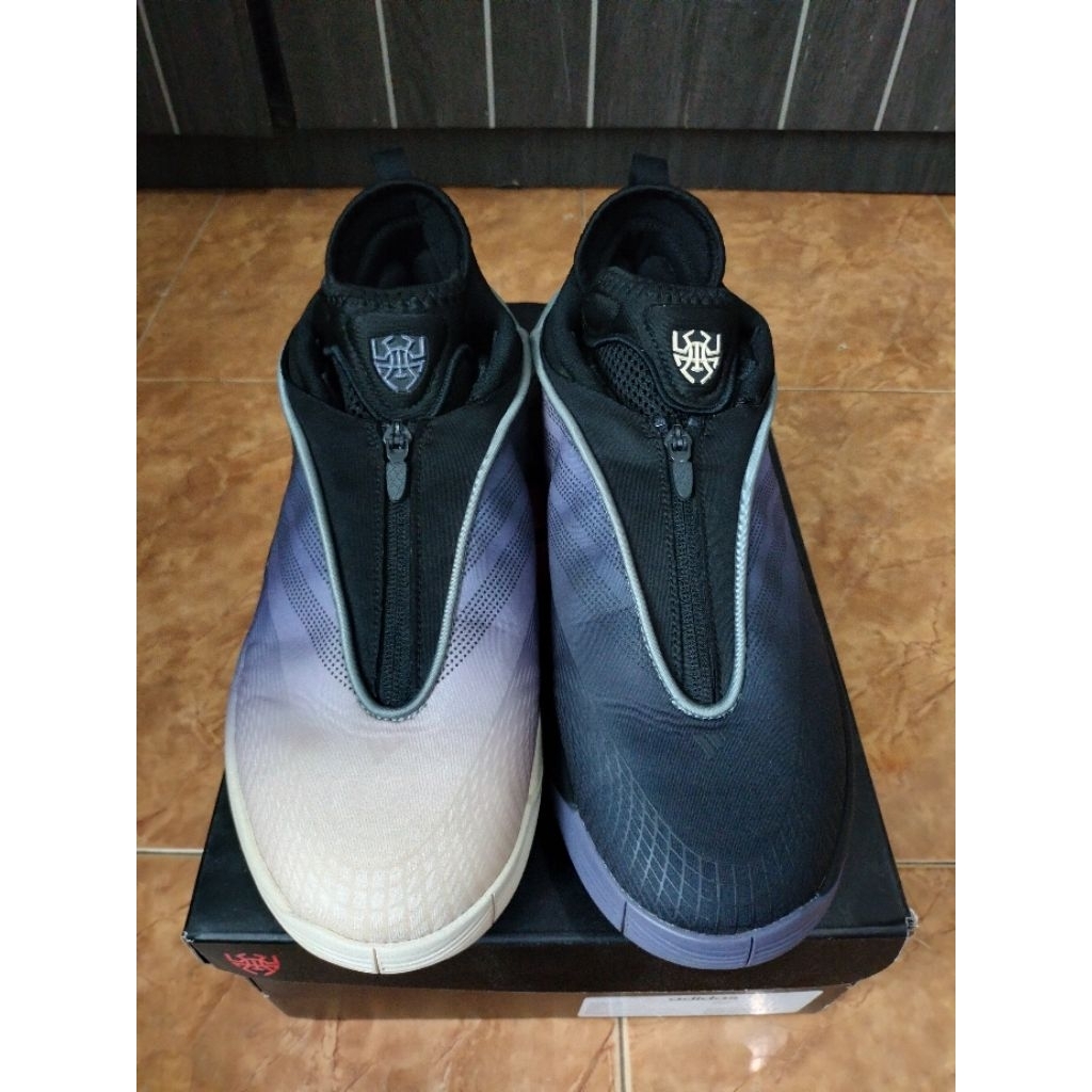 Adidas Don issue 7 100% ORIGINAL