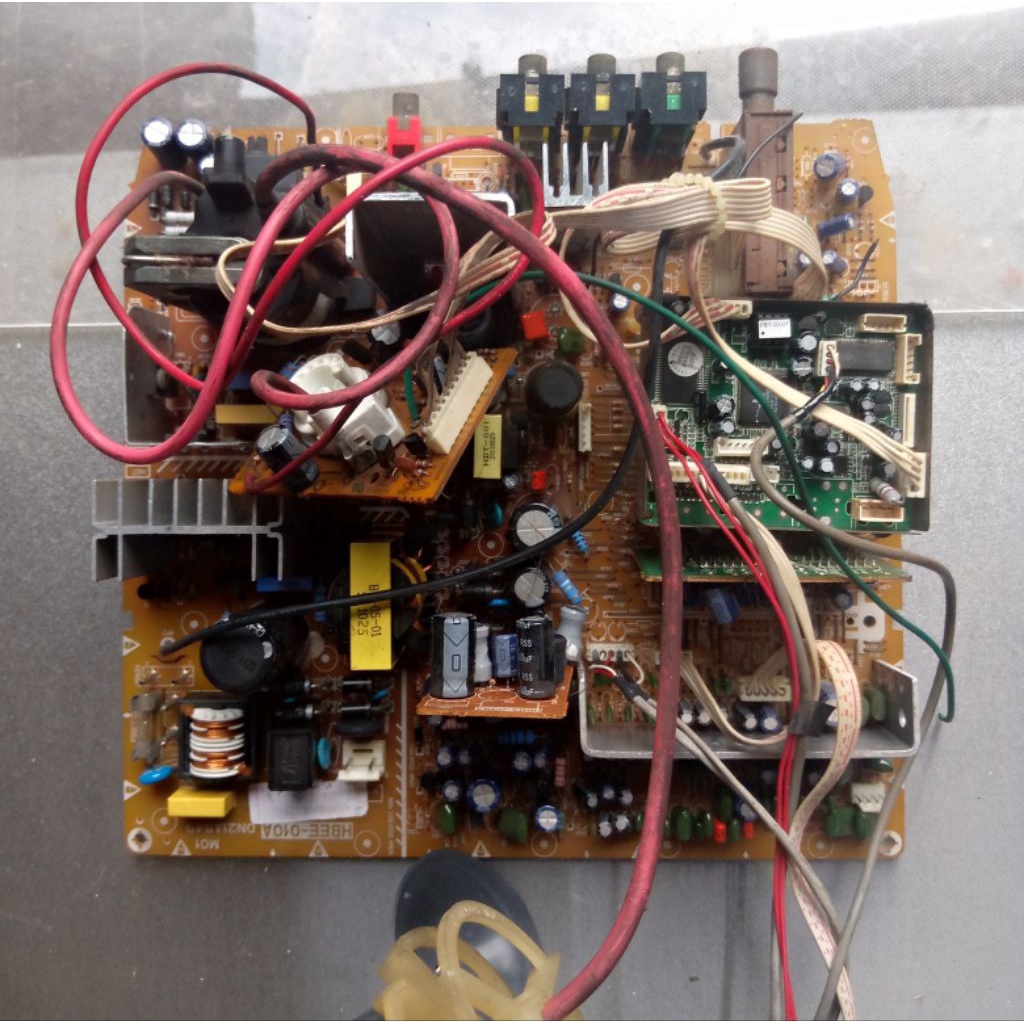 mesin tv polytron slim 21inch blm test/gambling