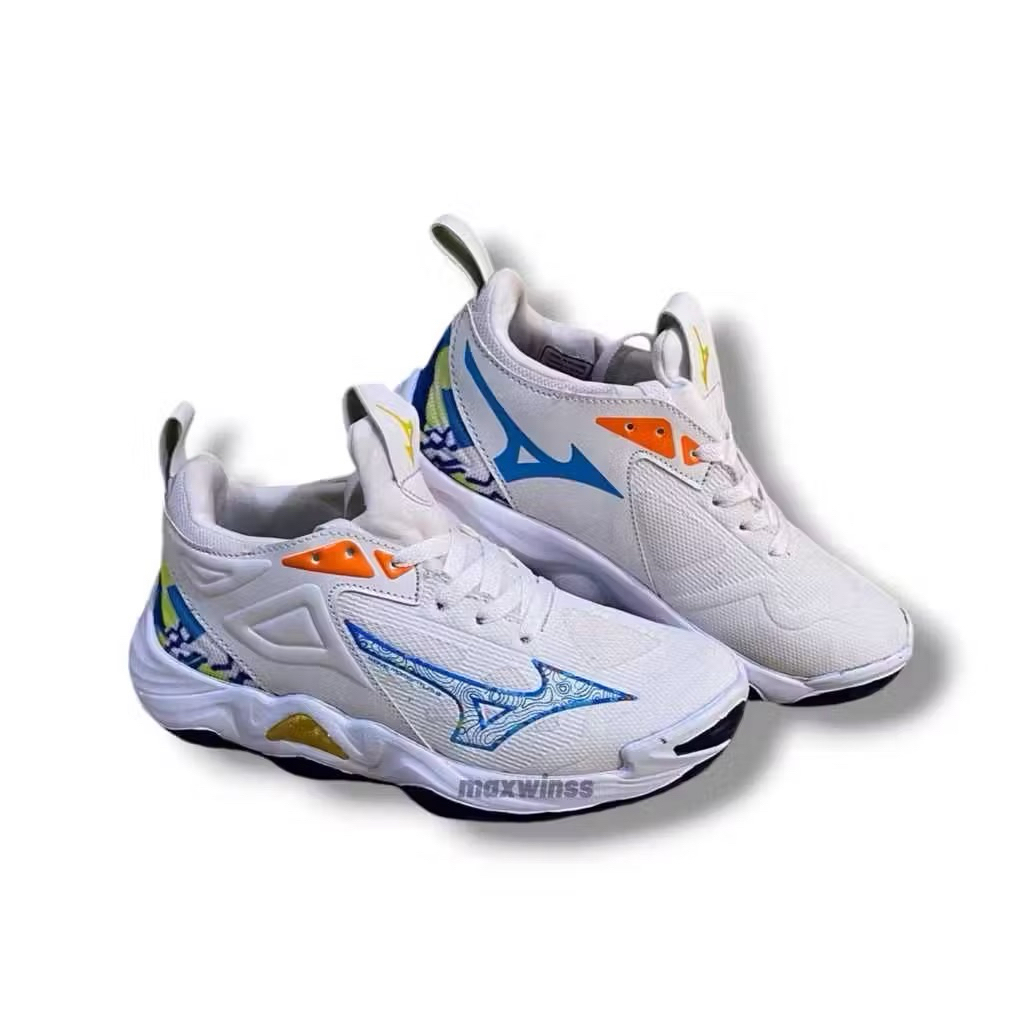 sepatu voli mizuno momentum 3 putih oren