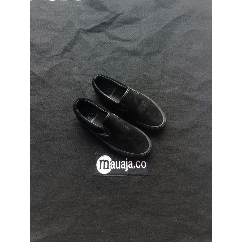 OTW by Vans x NEIGHBORHOOD Classic Slip-On 98 Black