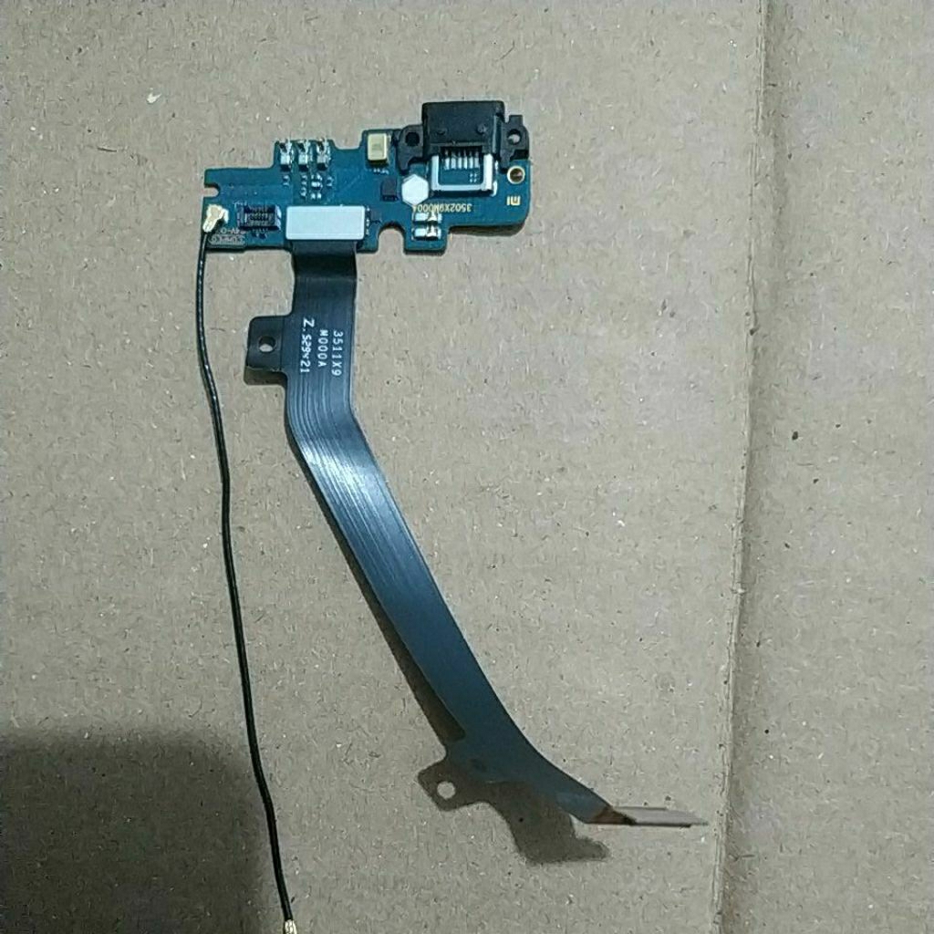 Flexible board cas bekas Xiaomi mi 4i