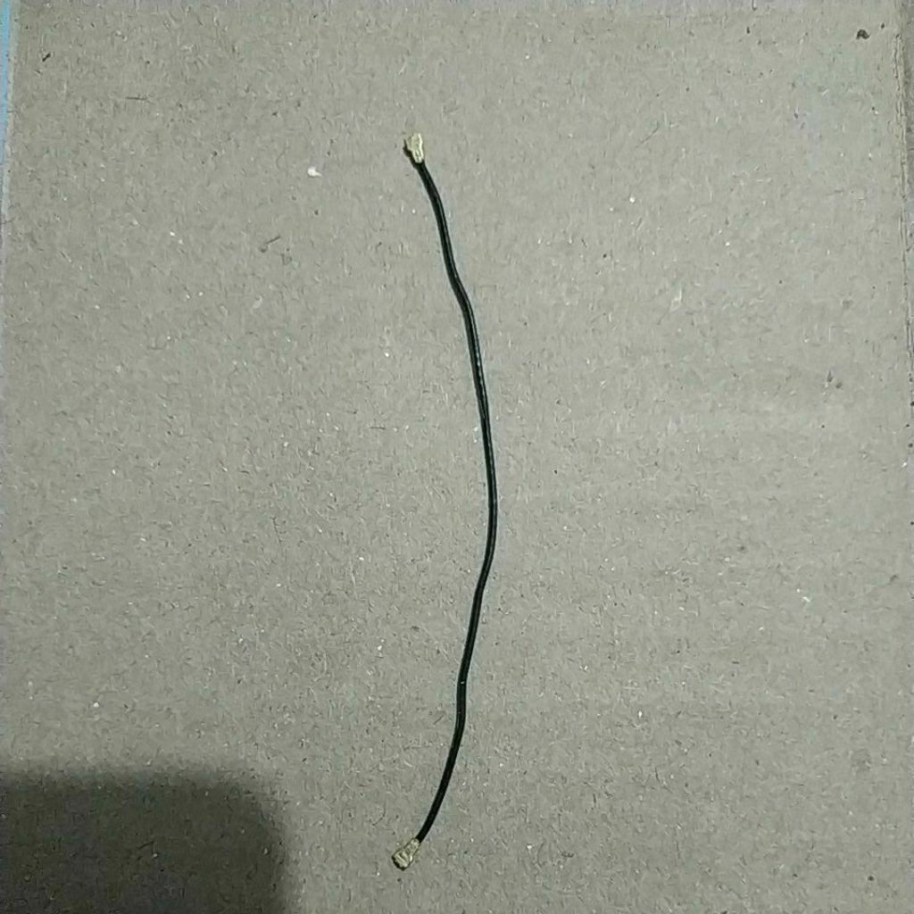kabel antena bekas Xiaomi Mi 4i
