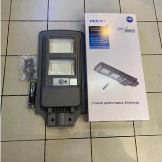 Lampu jalan PJU SOLAR philips BRC010 15.2 WATT LED20 tenaga surya matahari street pju