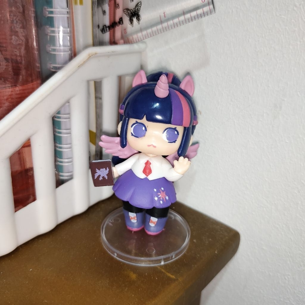 Twilight Sparkle mini figure