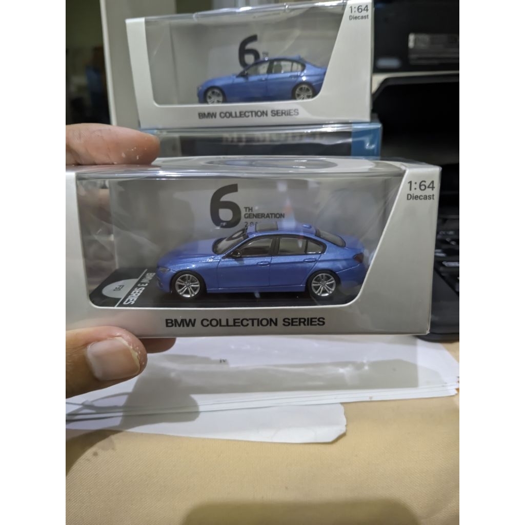 Almost Real Bmw F30 biru diecast 64