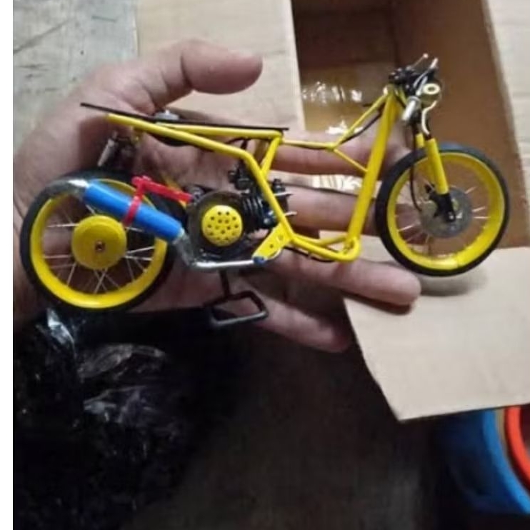 miniatur motor drag Honda PCX scala1;16 free jok racing