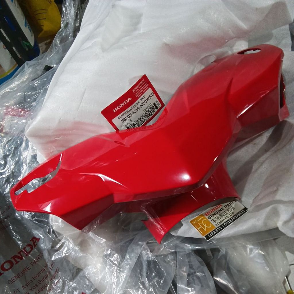 53205 K46 N20WRD BATOK TOTOK DEPAN VARIO 110 FI ESP MERAH ORIGINAL