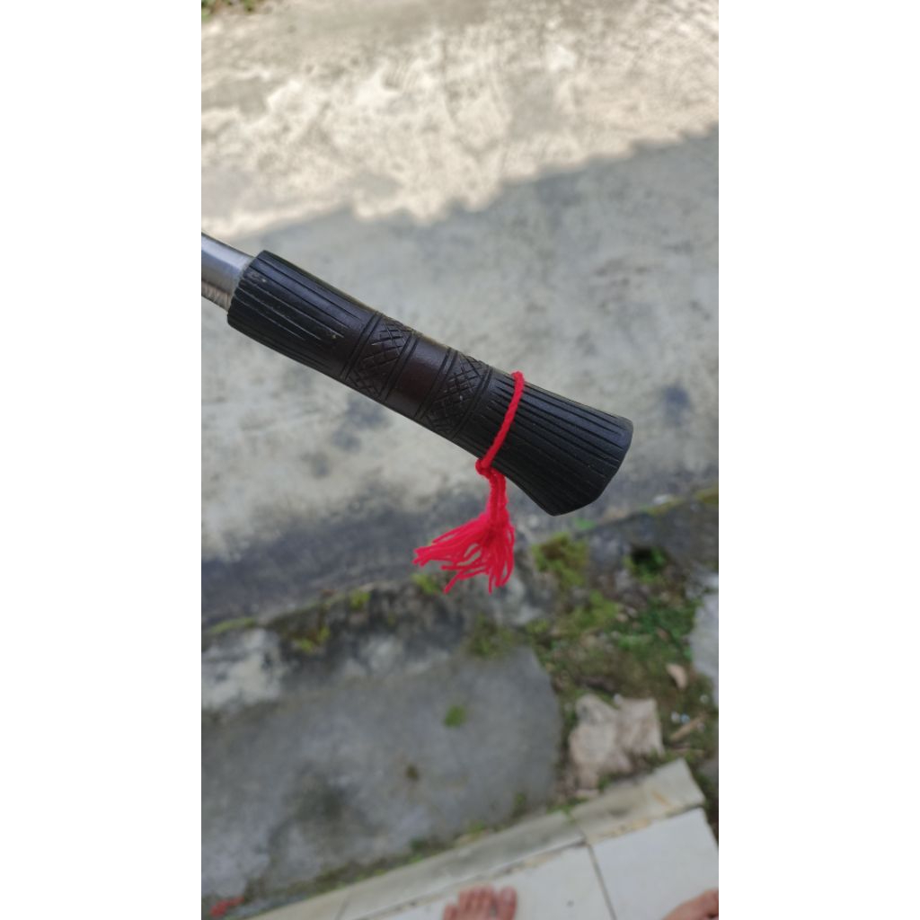 arit madura bahan baja hitam paksi tembus