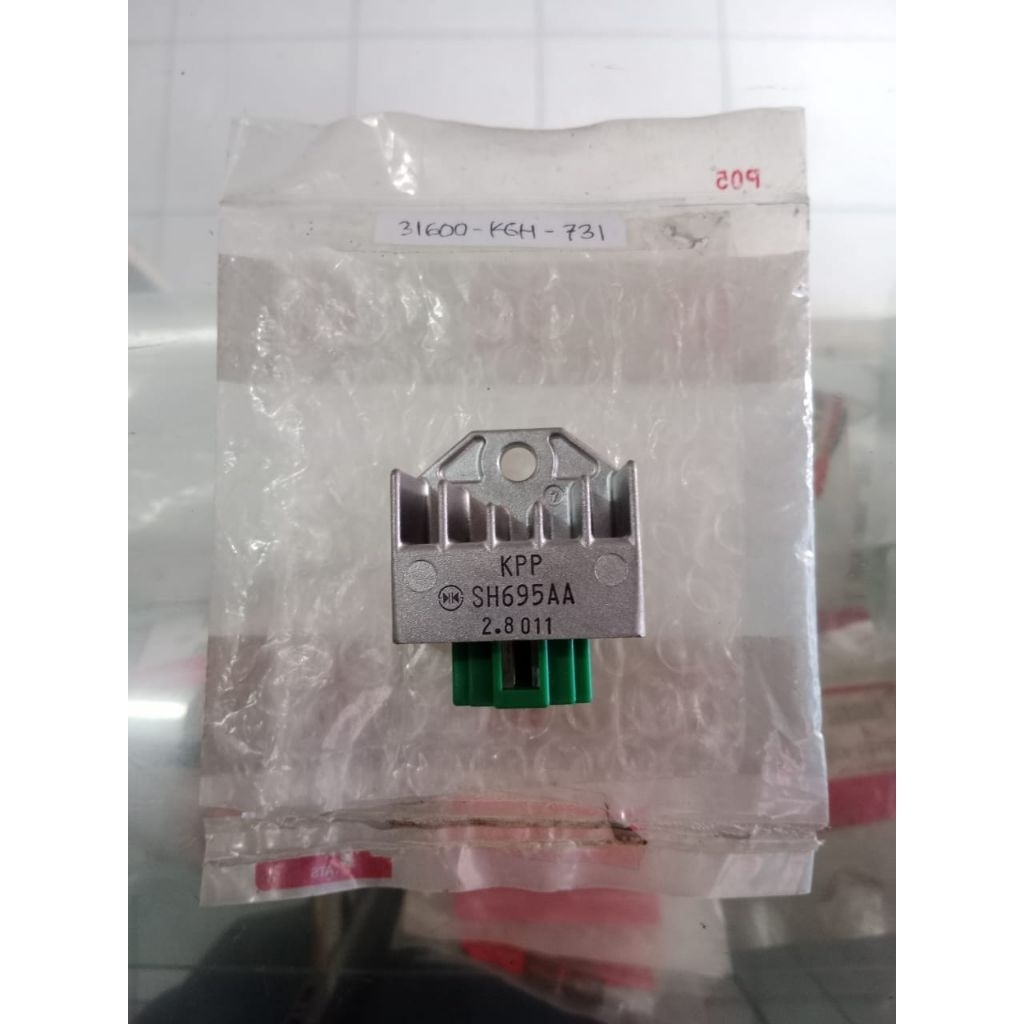 KIPROK ( REGULATOR RECTIFIER COMP ) HONDA CITY SPORT 1 CS1 ORI LOST PACKING - 31600 KGH 731'