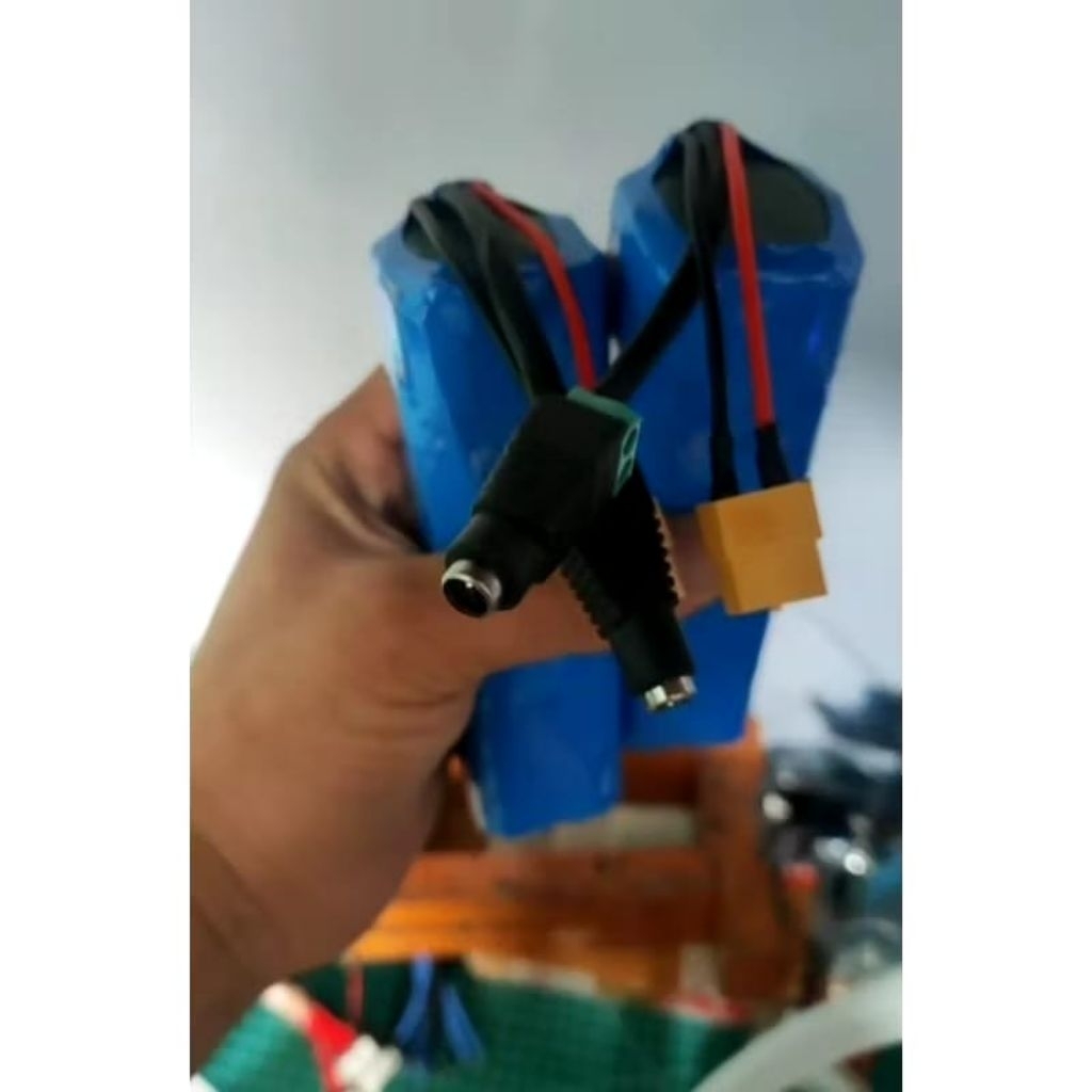 Batrai Vacum robot pack 4s2p...14.4 volt max 16.6 volt. mengunakan BMS 4s 20 Amper