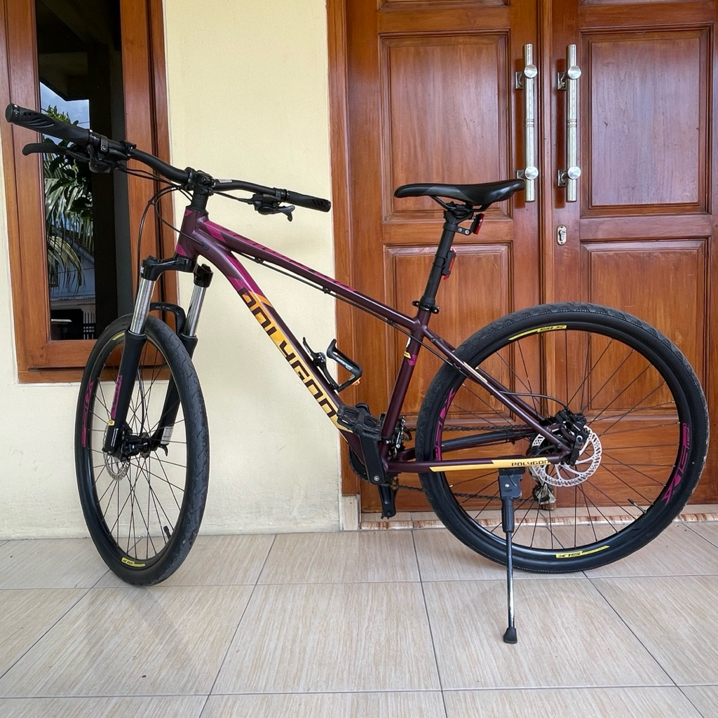 POLYGON PREMIER 4 2021