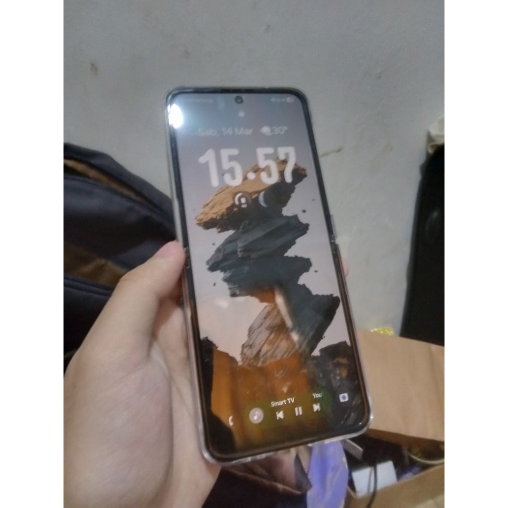 Samsung Z Flip 4 8/256 SEIN