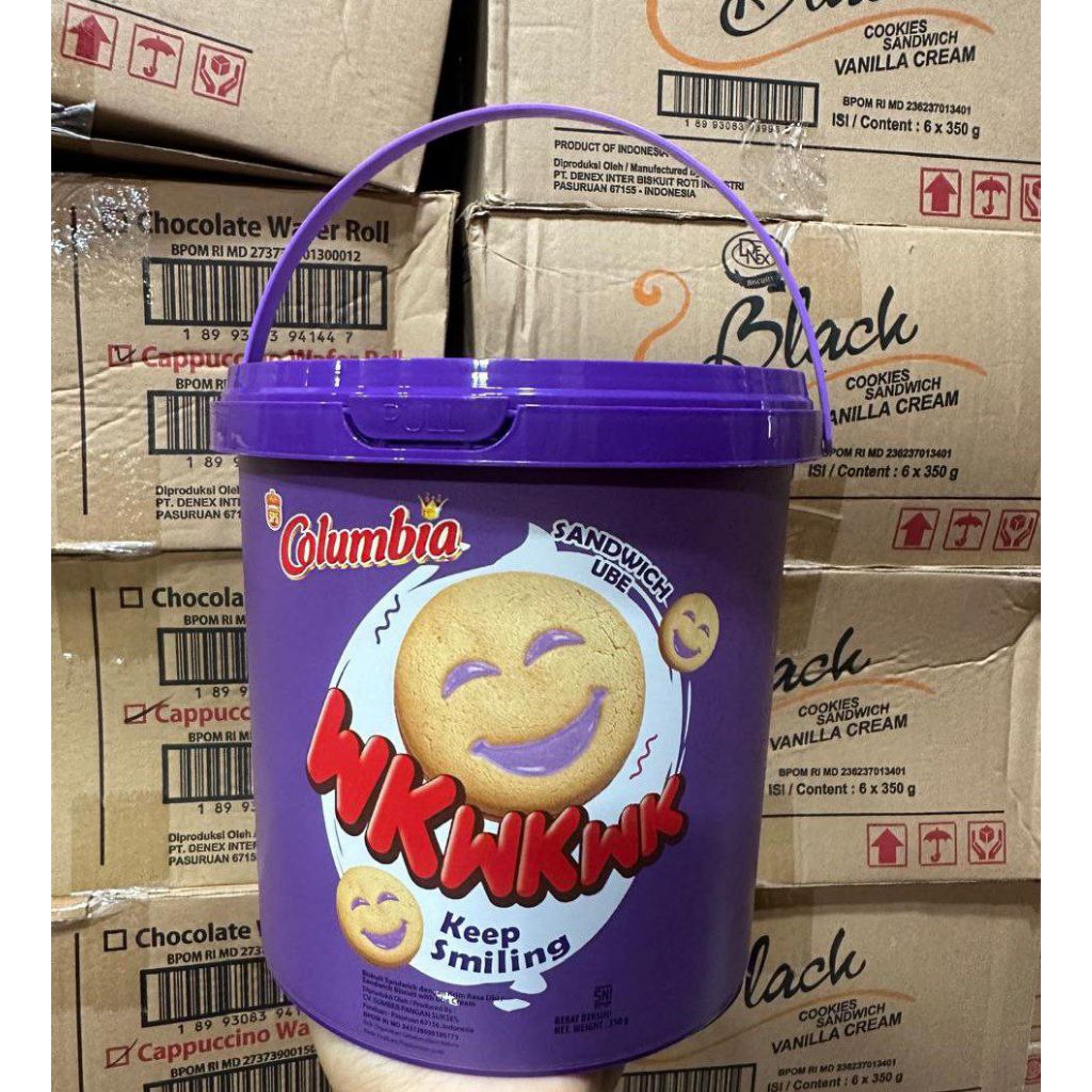 COLUMBIA WKWK BISKUIT LEBARAN