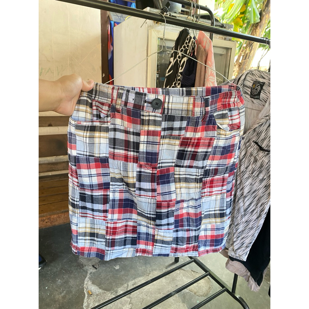 kotak kotak rok mini