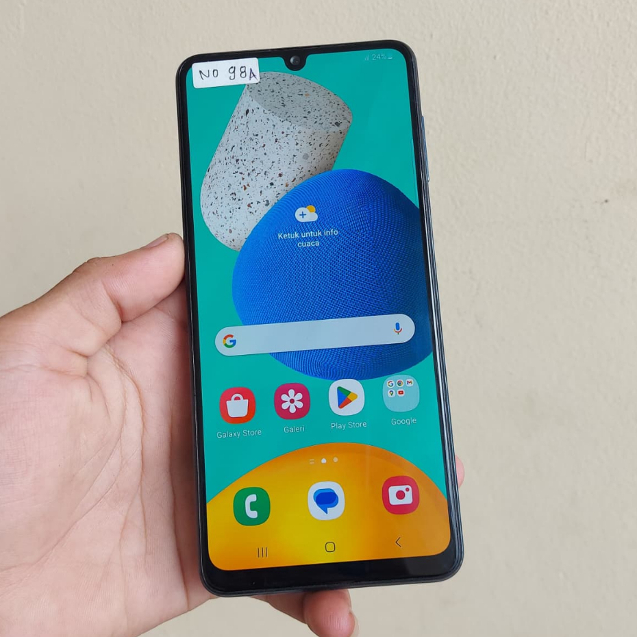 Samsung Galaxy M32 Dual SIM RAM 6GB Internal 128GB Ex Garansi SEIN