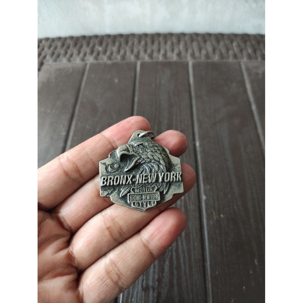 Aksesoris Original Harley Davidson buat dompet atau belt buckle gesper