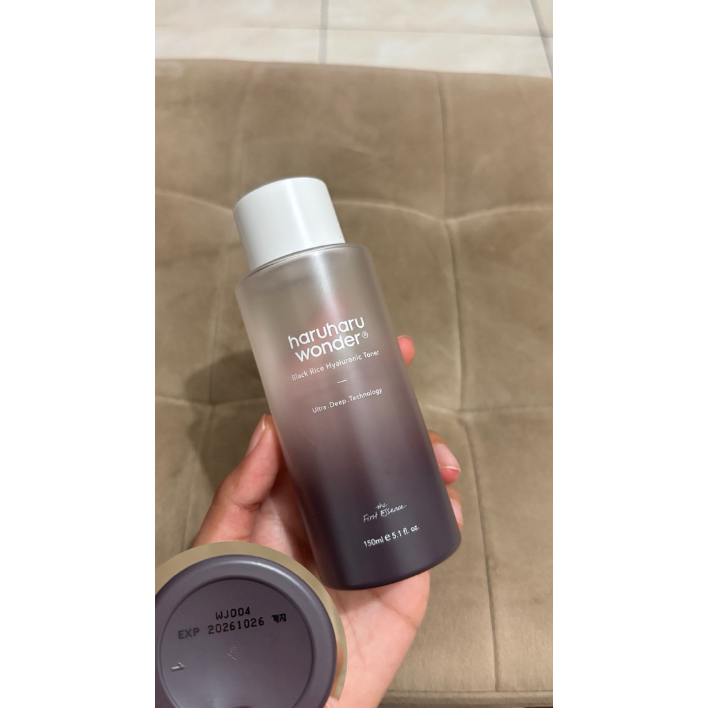 Haruharu Wonder Black Rice Hyaluronic Toner