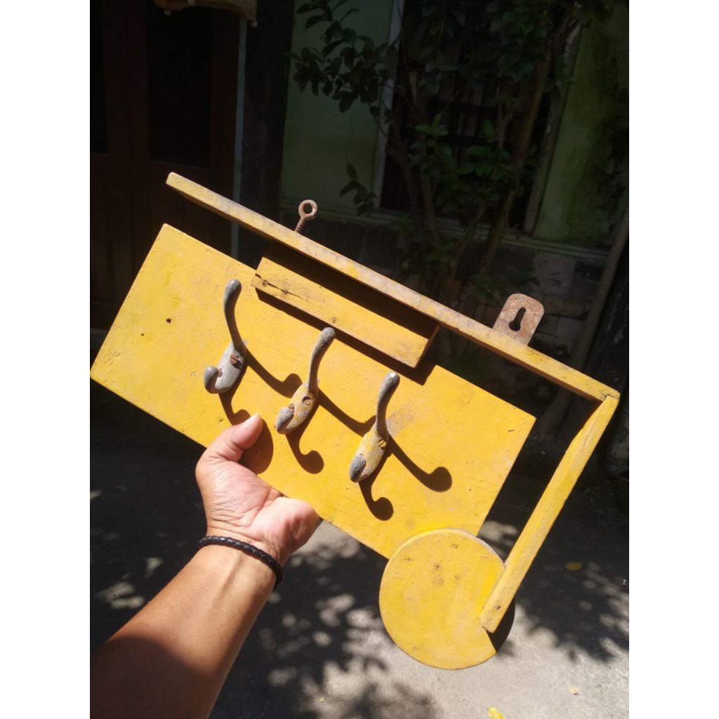 kapstok vintage kayu jati tua
