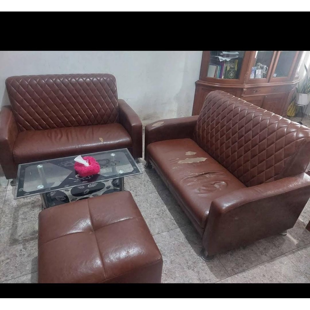 sofa kulit impor 221