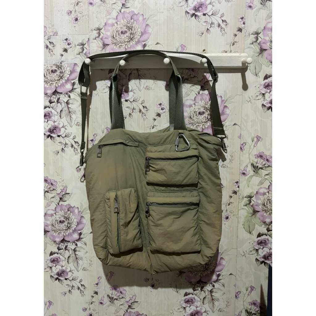 (preloved) tas puffy stradivarius hijau