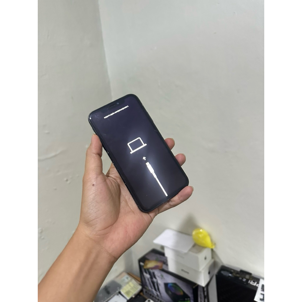 iPhone Xr 128Gb Stuck Recovery