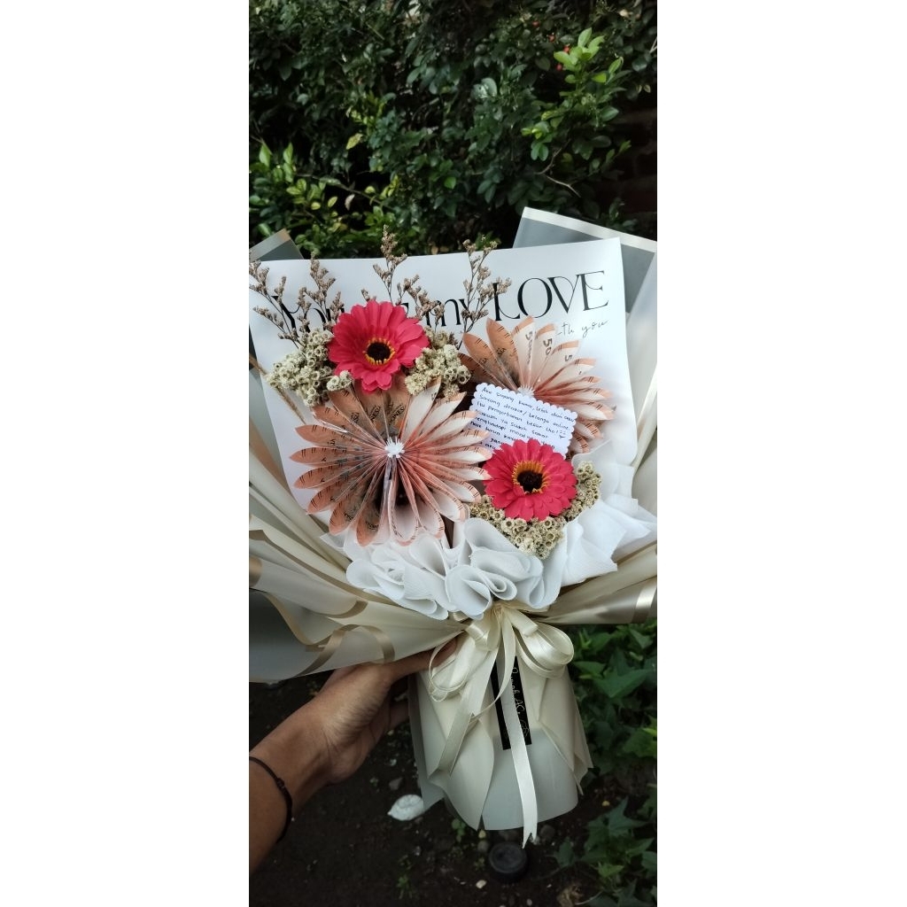 Moneybuket/BuketUang/DenganHiasanBunga