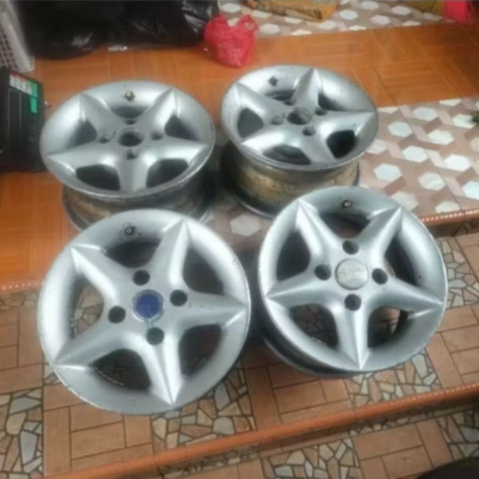 Velg Second Kijang Ring 13 Lebar 6 PCD 4x114 ET 15 Bekas Copotan (4 pcs)