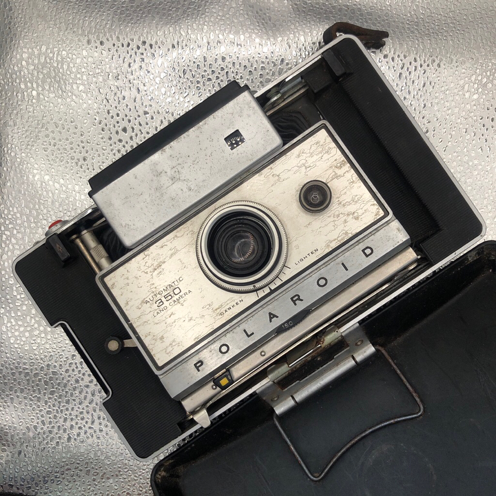 kamera polaroid jadul