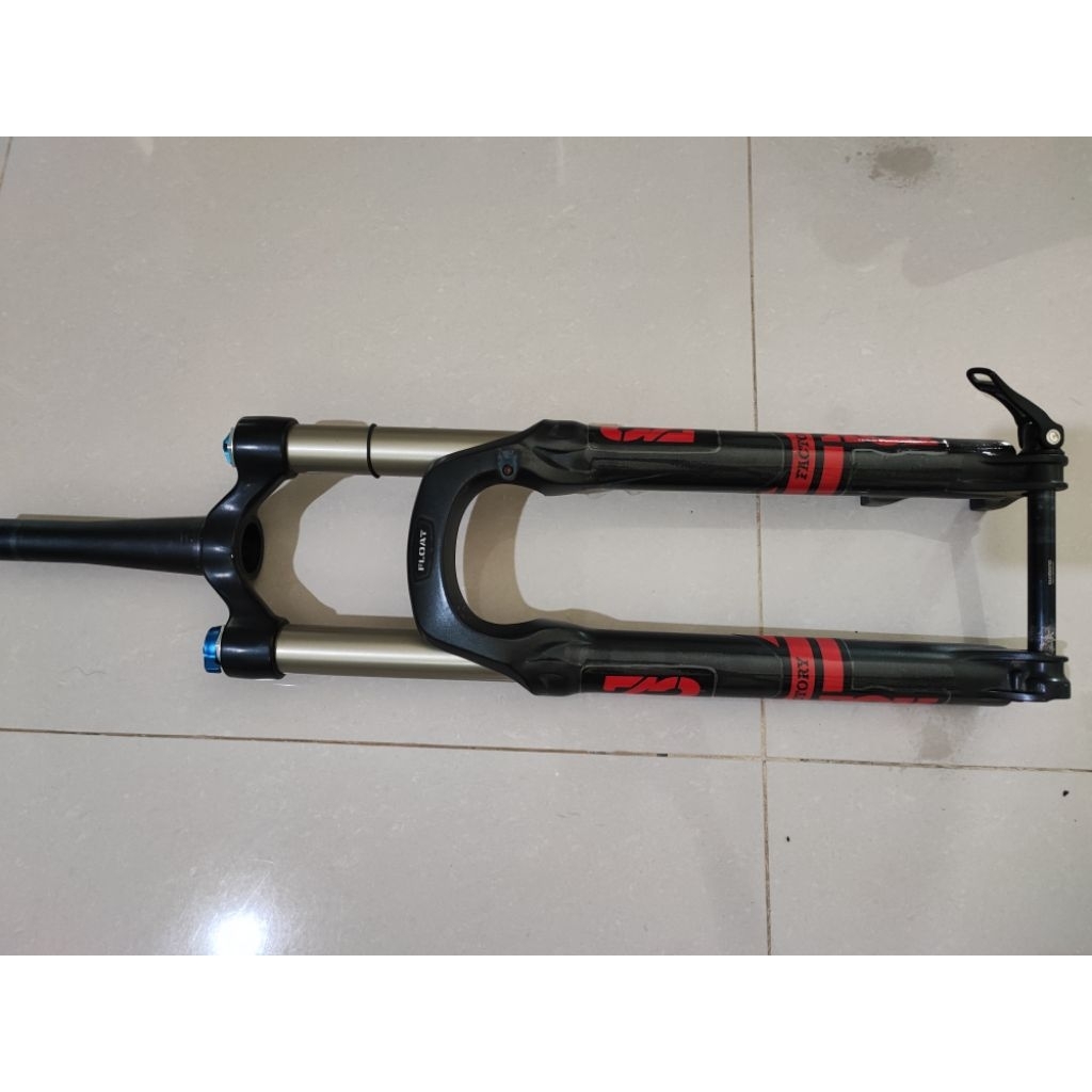Fork sepeda MTB FOX FLOAT 32 T160 roda 26/27.5 TA15x100 ,Kondisi mulus fungsi normal