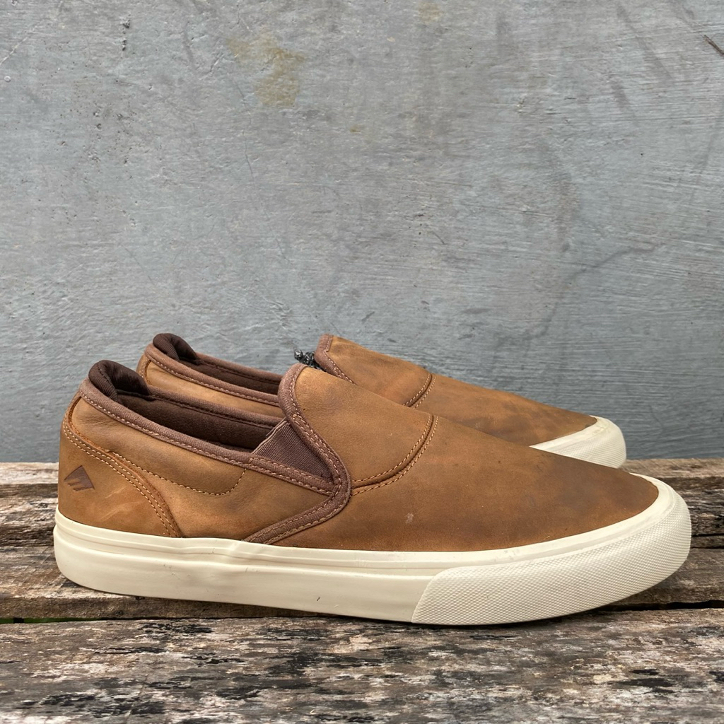 Emerica slip on leather shoes | Emerica skateboarding